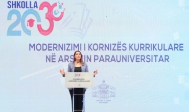 Prezantohet Korniza e re Kurrikulare e Arsimit Parauniversitar, Manastirliu: Dokument strategjik për përditësimin e teksteve shkollore